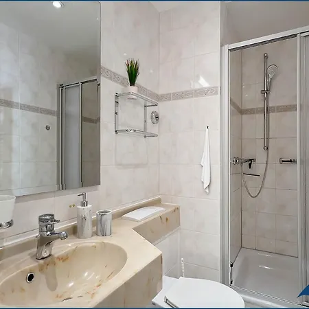 Anna Whg 04 - Coralle